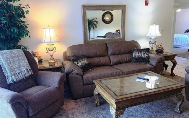 Whispering Pines 643