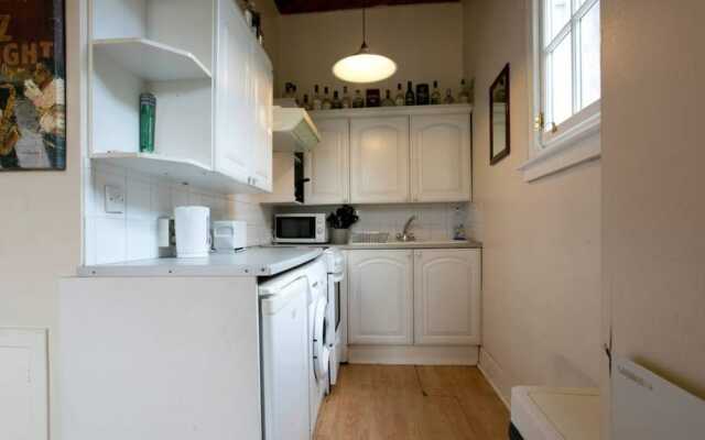 Fabulous 1 Bedroom Apartment in Old Town