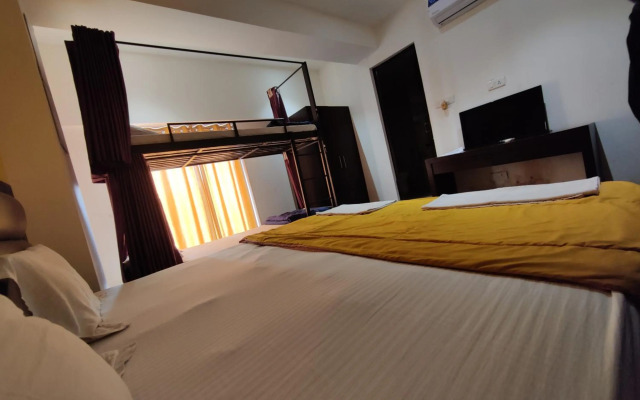 Joey's Hostel Agra