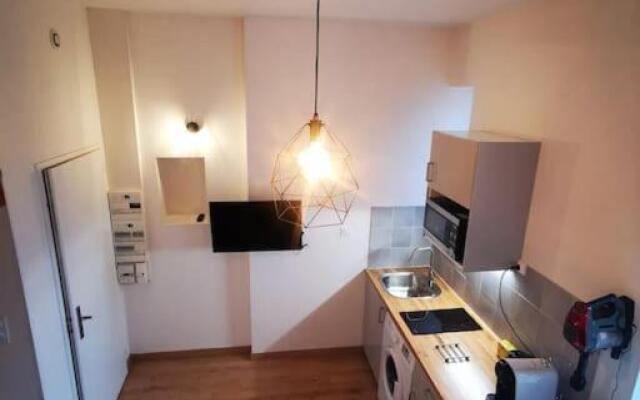 La Croisade-Studio-Hyper centre Tassin- Suite 2