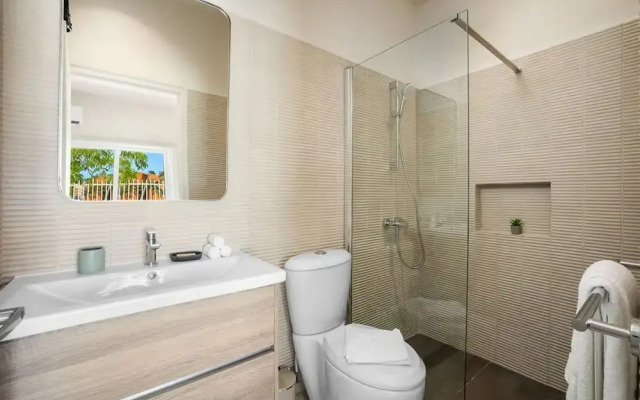 NEW 6BR Playground Private Pool Pro-bbq Palapa