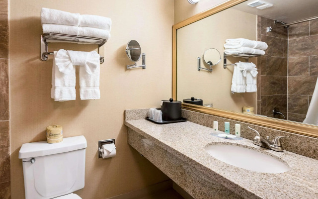Quality Inn & Suites