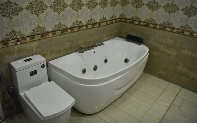 Grand Al- Fateh Hotel