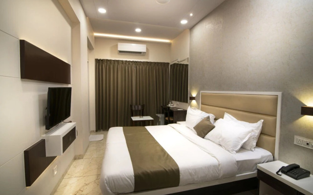 Hotel Royal Treat