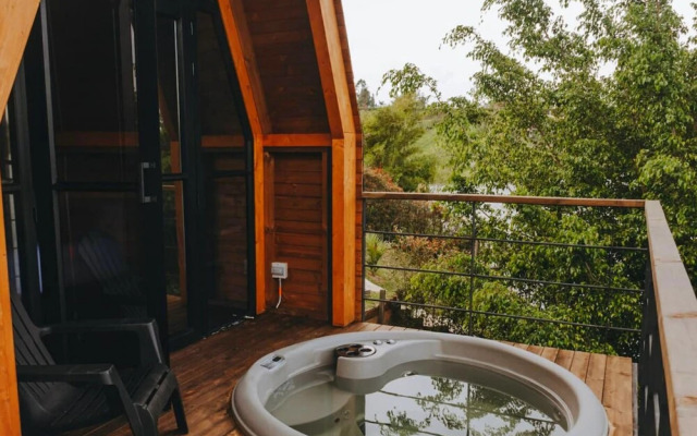 Cabañas con Jacuzzi en el Peñol