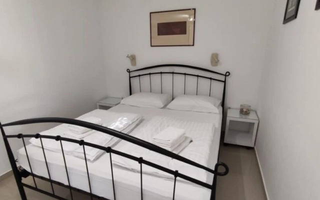 Neven - Economic Apartment Close to sea - A1 Prizemlje