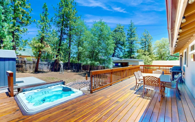 Lazy Bear Cabin #554