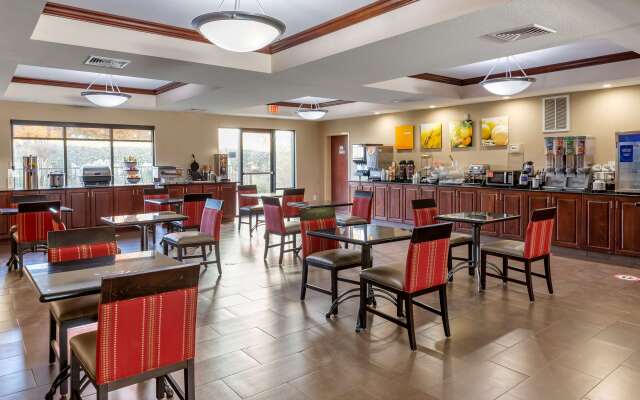 Comfort Inn Smithfield near I-95