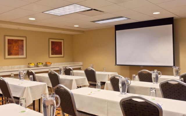 Courtyard Newburgh Stewart Airport