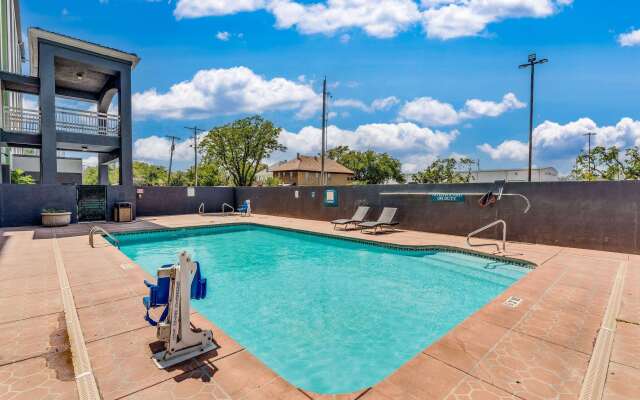 Wyndham Garden Wichita Downtown