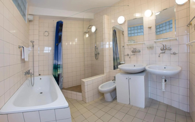 Hotel Harrachov Inn