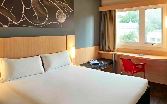ibis Curitiba Batel