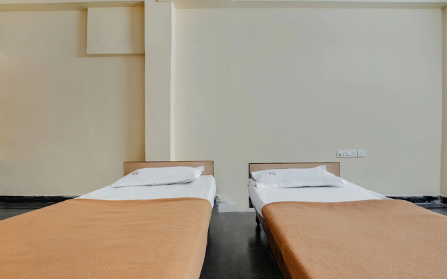 Kaveri Lodge by OYO Rooms