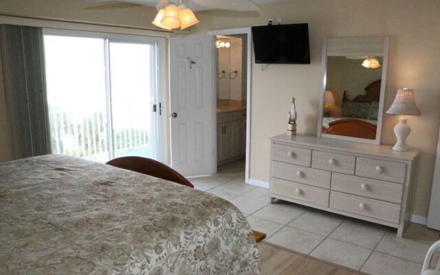 Jamaica Royale 401 - 2 Br Condo