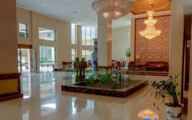Wolong International Hotel