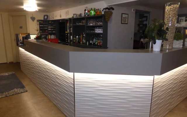 Hotel L'Oraye - Colmar Ouest