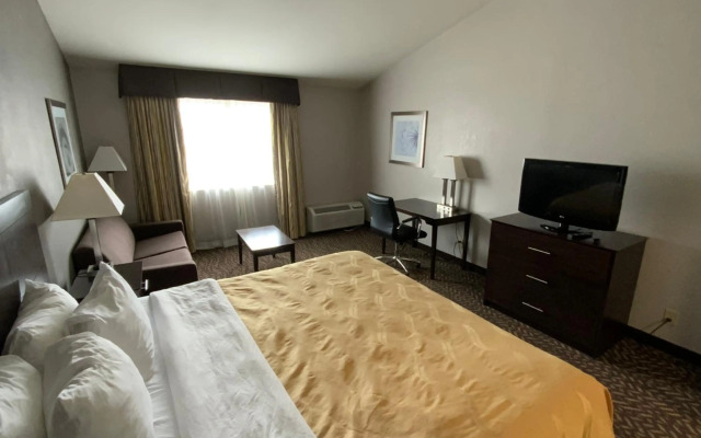 Quality Inn & Suites University/Airport