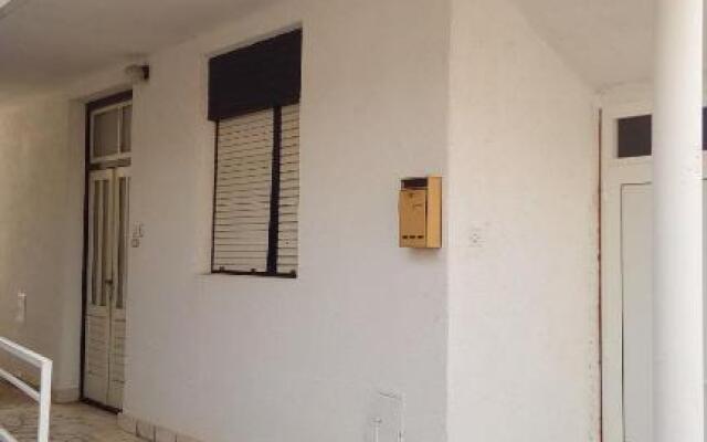Studio Apartment Markomatea