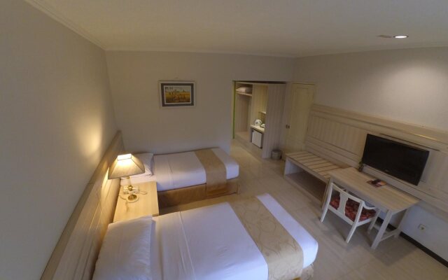 Queen Garden Hotel
