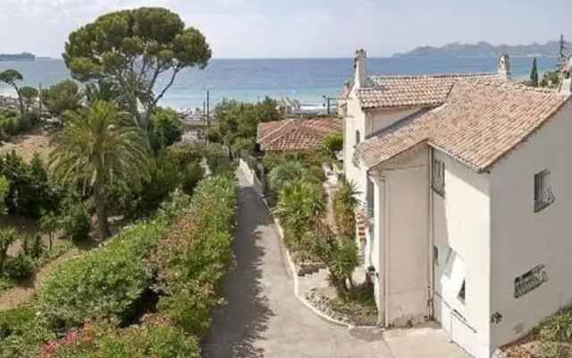 Cannes Villa Bord de Mer