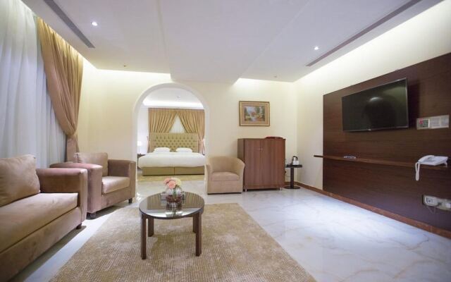 Al Fouz Luxury Hotel Suites