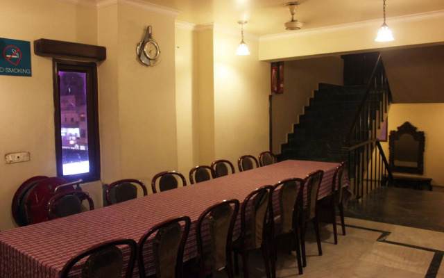 Welcome Palace Paharganj