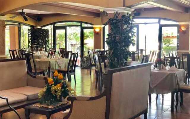 Casa Cecilia Heritage Hotel