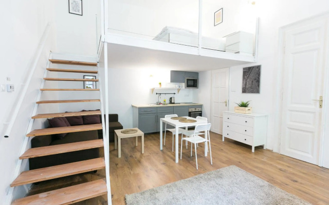 Cosy Studio in Heart of Budapest (RK80B)