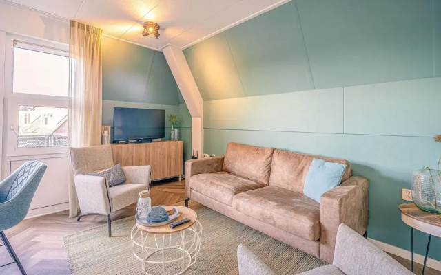Nice Apartment Near the Center of De Koog
