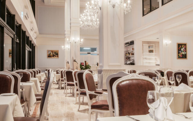 Grand Hotel Palladium Munich