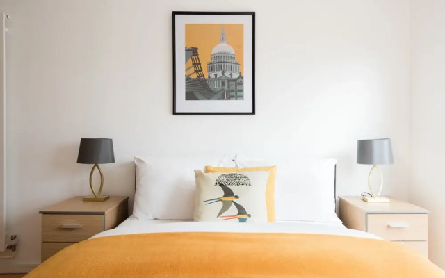 Platinum Apartment next to London Bridge 9995