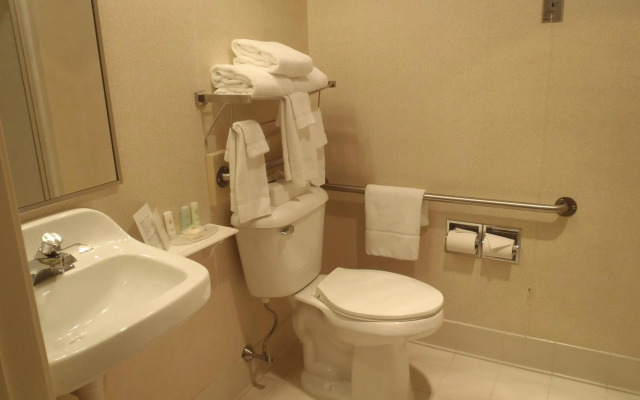 Comfort Inn & Suites