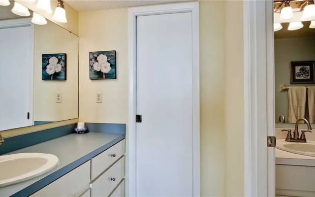 Anchorage 909 - Two Bedroom Condo