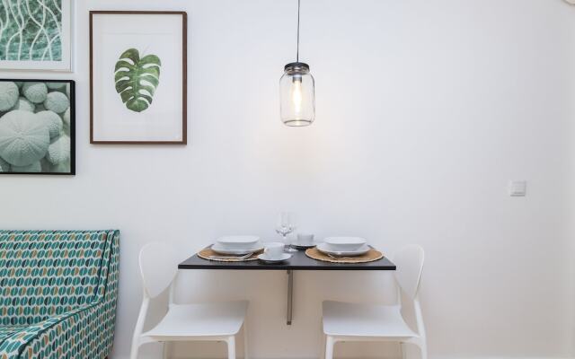 Lisbon Bica Suites Apartments