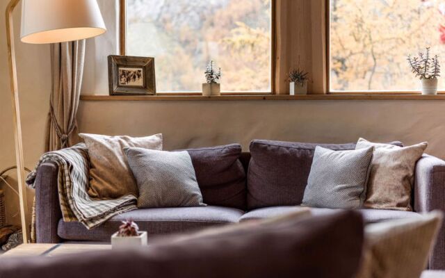 Chalet Elephant Blanc