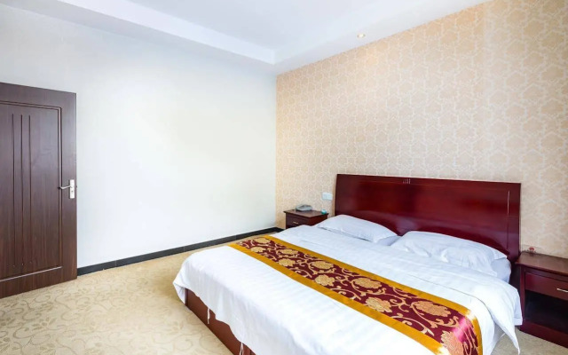 169 Hotel