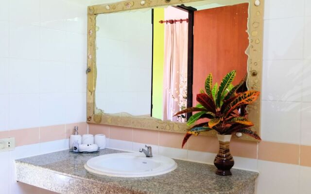 Lanta Village Resort