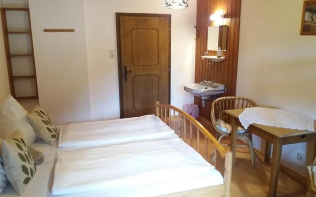 Köstlhof, Familie Hassler