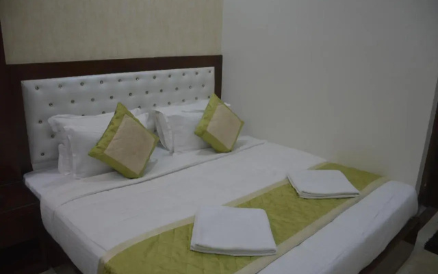 Hotel Midcity