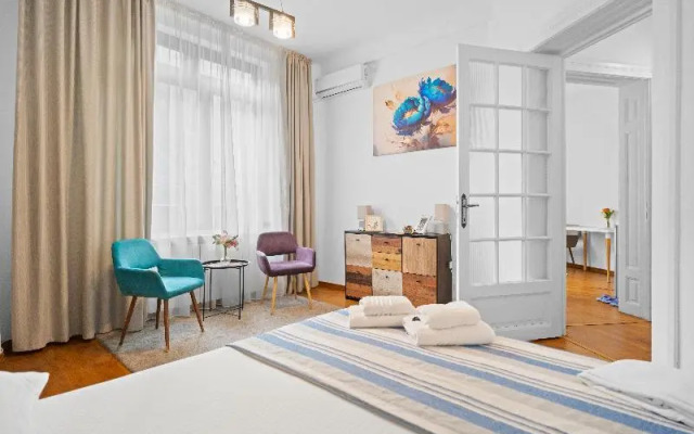 Penthouse Villa In The Heart Of Old Town Bucharest