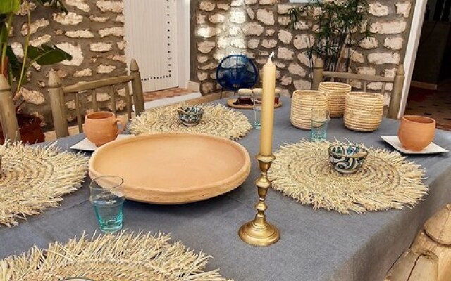 La Maison des Ailleurs