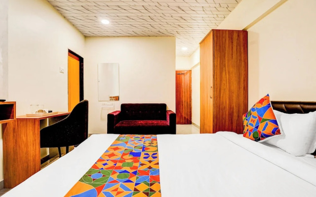 FabHotel Omkar & Lodging - phoenix market city