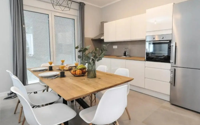 House Tony private pool&parking