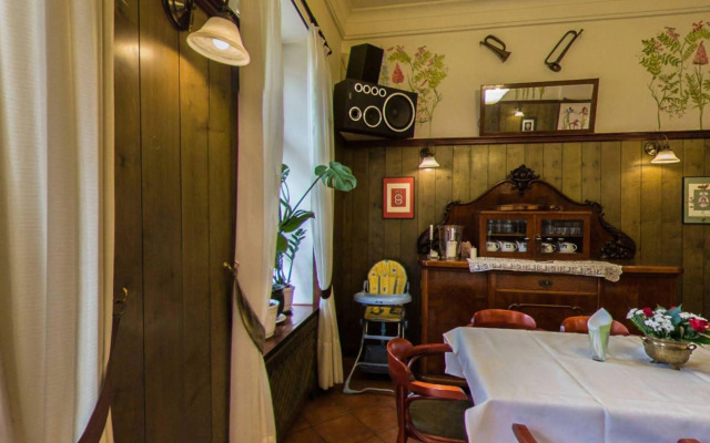 Kajzer Hostel