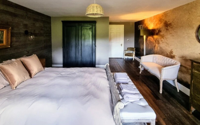 The Threshing Barn at Penrhos Court