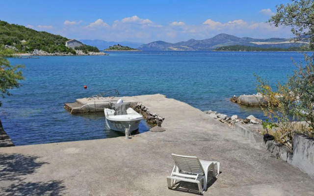 Apartments by the sea Zuronja, Peljesac - 10137