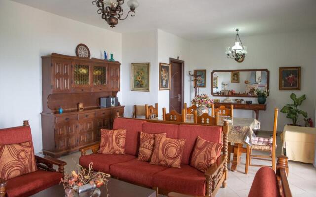Eleni's House Chorefto