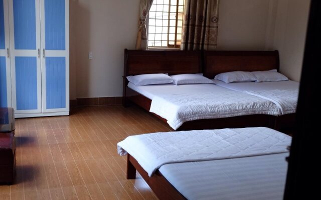 Phuc Loc Hotel