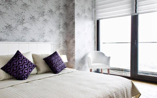 Platform Merter Suites