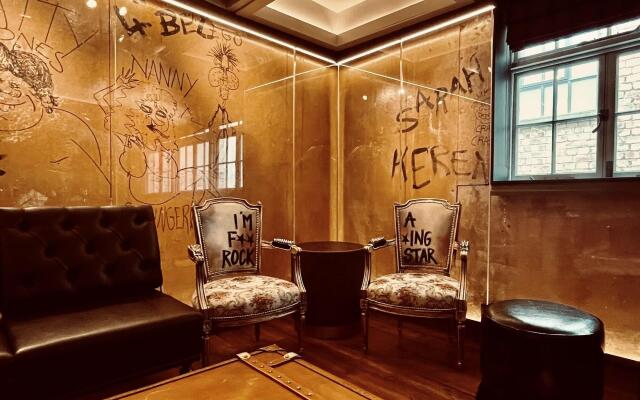 Chateau Denmark London